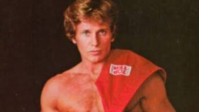 Joe Lewis, world karate and kickboxing champion