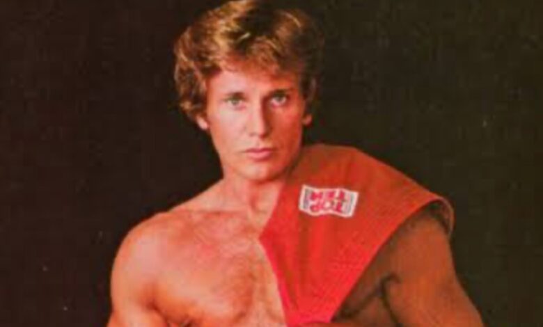 Joe Lewis, world karate and kickboxing champion